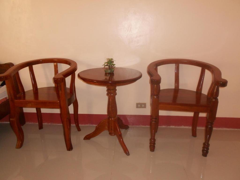 Tia Mers Guest House Puerto Princesa Exterior photo