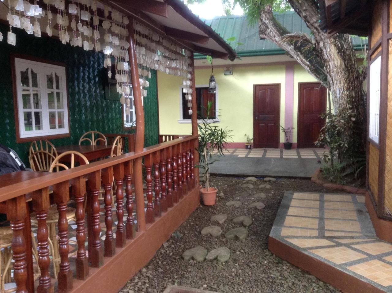 Tia Mers Guest House Puerto Princesa Exterior photo