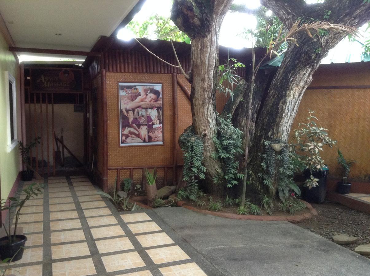 Tia Mers Guest House Puerto Princesa Exterior photo